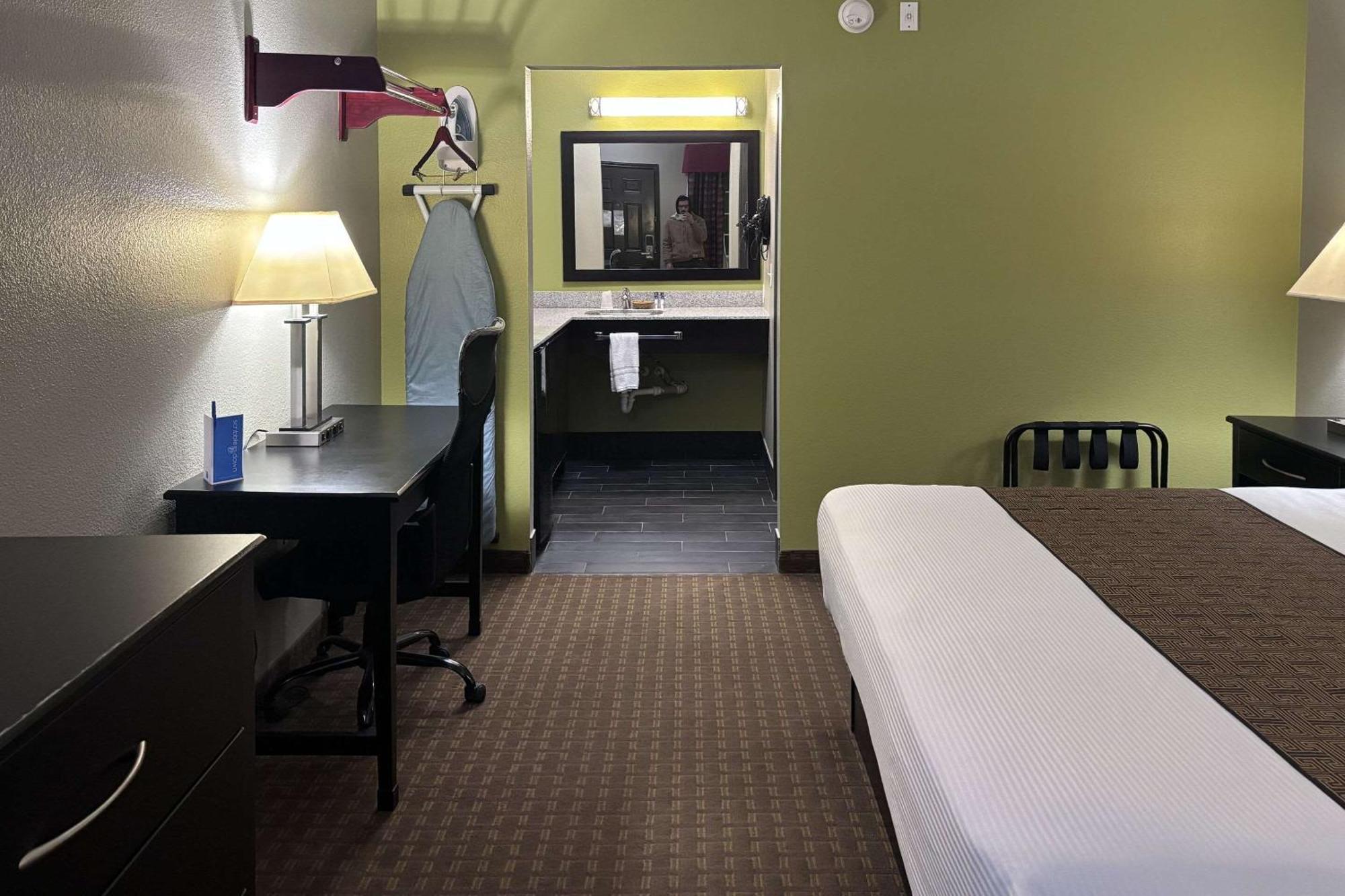 Rodeway Inn Dilley Luaran gambar